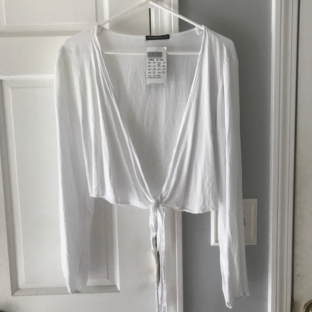 Long sleeved Front-Tie Brandy top